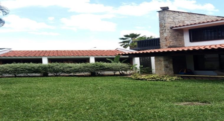 Casa Altos de Guataparo