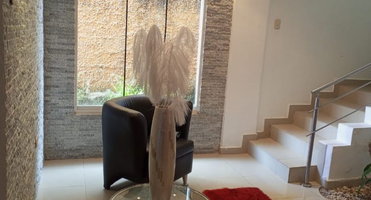 ALQUILER DE TOWNHOUSE