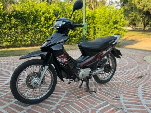 Vendo moto Suzuki