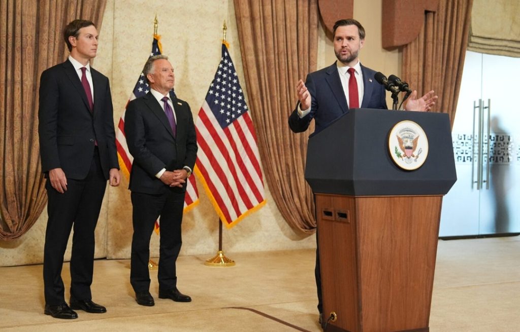 Las delegaciones de Estados Unidos e Irán partieron de Islamabad el domingo por la mañana sin haber llegado a un acuerdo de paz