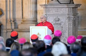 Papa León desde España: Vengo para confirmar, alentar e inspirar