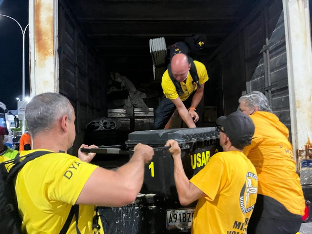 Se “perdieron” tres cajas de ayuda humanitaria tras llegada de brigada española USAR 13 a Valencia