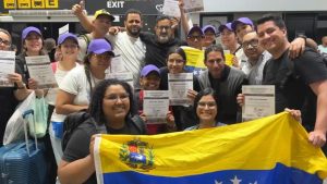 Asociación de Venezolanos en Chile recibió reconocimientos por apoyo en emergencia tras terremotos