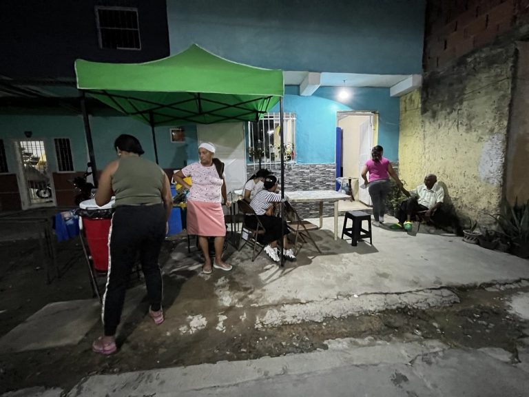 Casas inhabitables y camas hundiéndose en el lodo El crudo relato de los damnificados de Morón tras terremoto