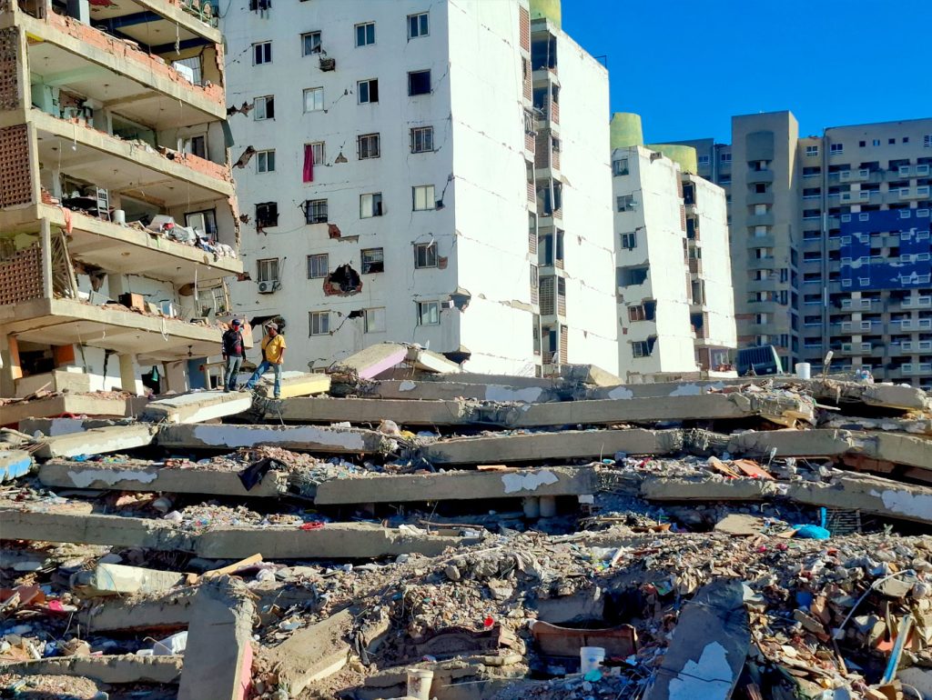 Protección Civil desmiente hallazgo de nuevos sobrevivientes en edificio OPP-26 de La Guaira