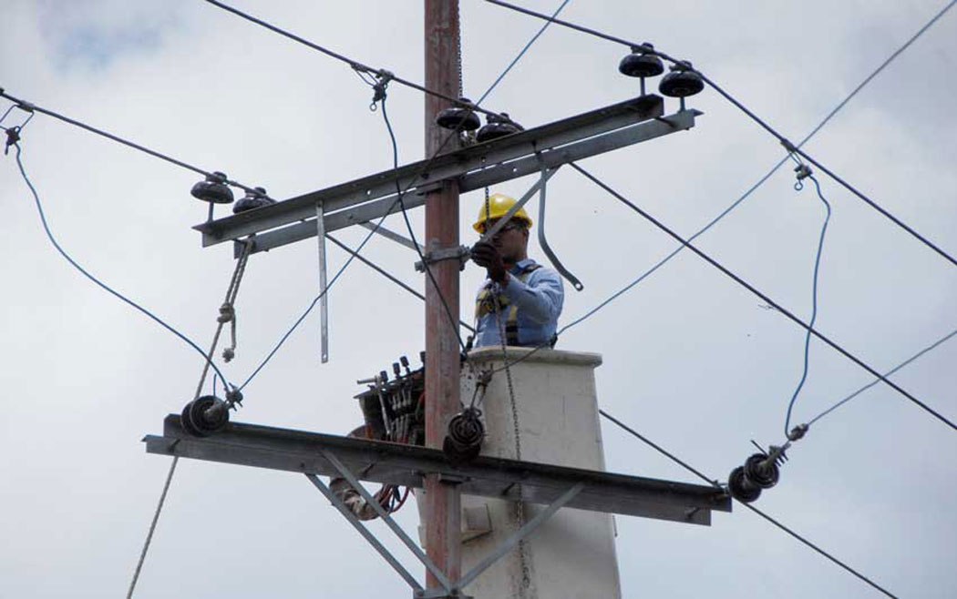 Casi 900 fallas eléctricas más en abril registró el Comité de Afectados por Apagones
