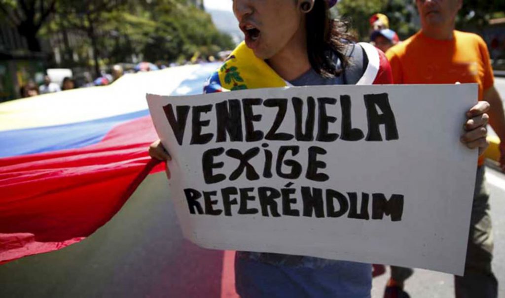 Guaidó acusa a Maduro de fraude por robar la posibilidad de revocatorio