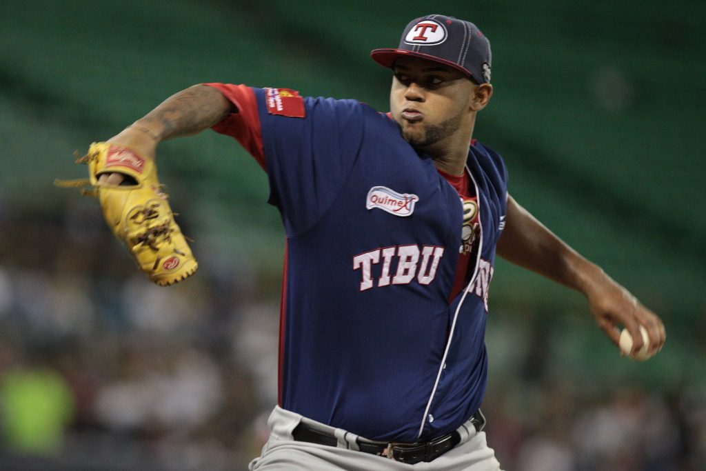 Kelvin De La Cruz Tiburones de La Guaira