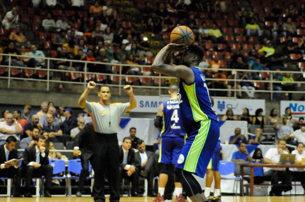 Ricardo Powell Trotamundos