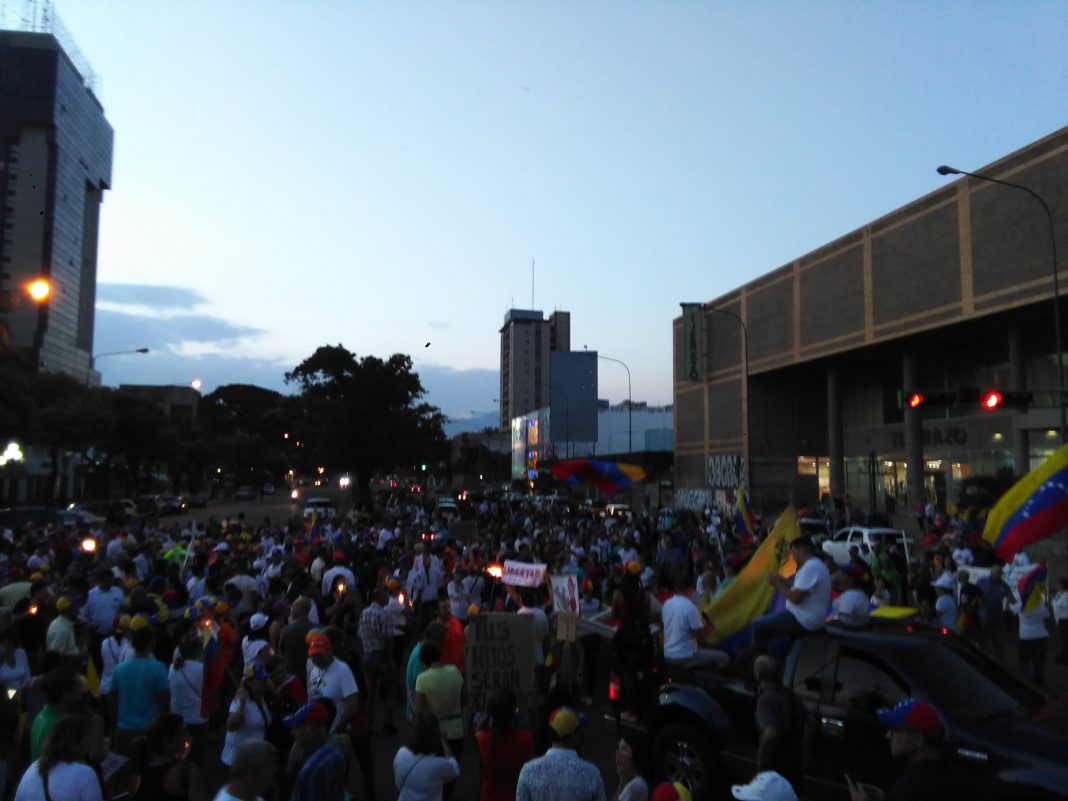 Marcha en honor a los caídos