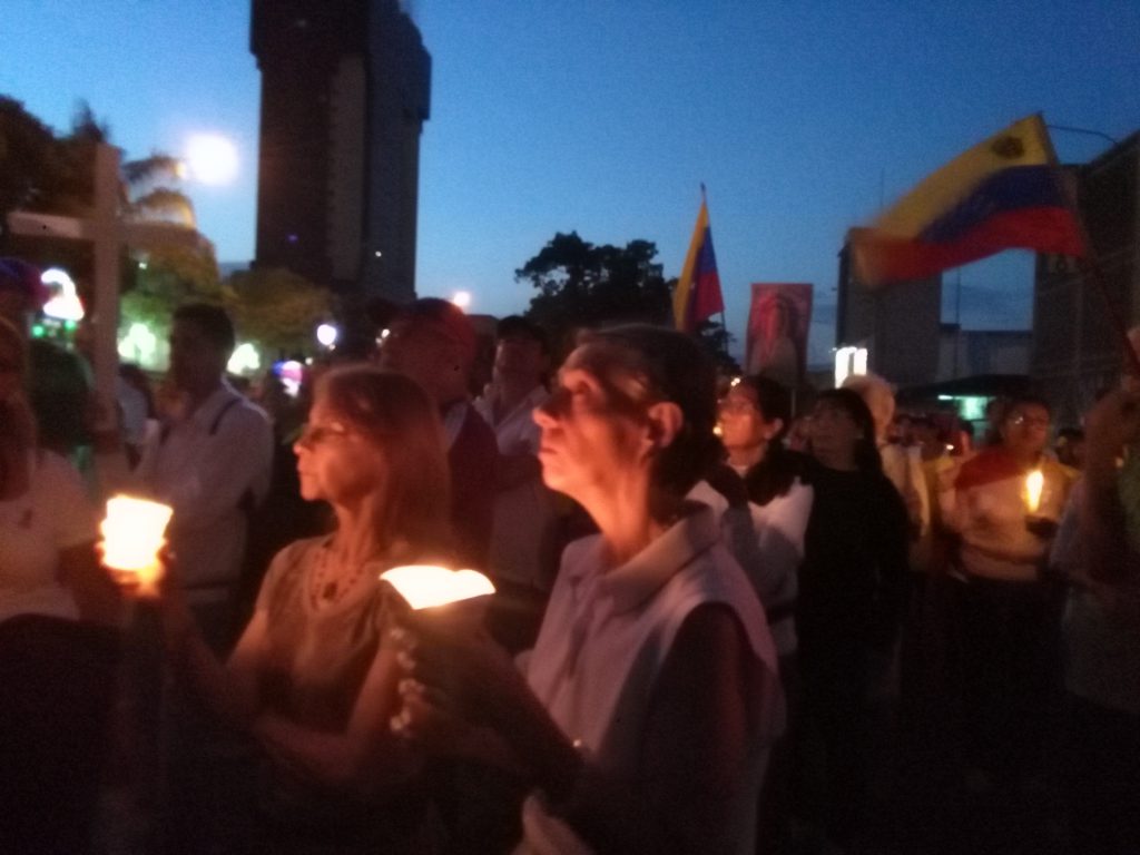 Marcha en honor a los caídos