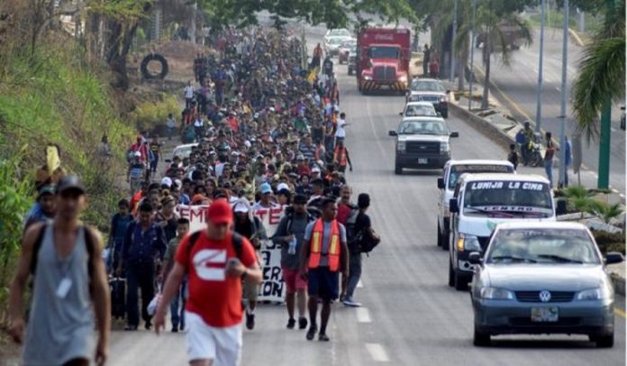 Caravana migrante pide a México que se regularice su situación migratoria