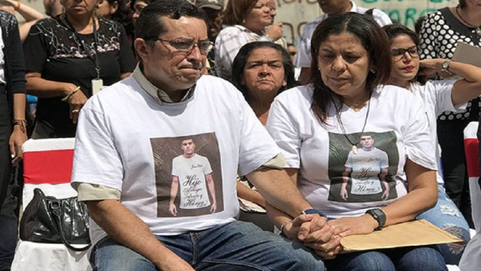 Familiares y ONG claman por justicia para Juan Pablo Pernalete, joven asesinado en protestas