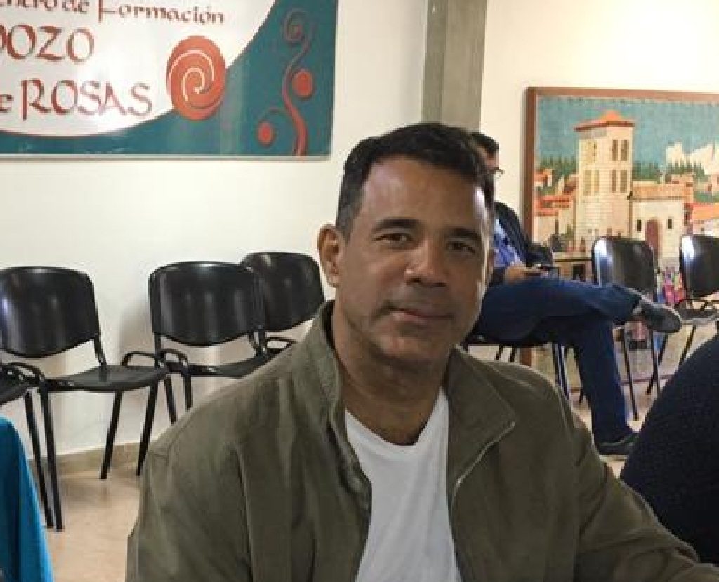 Asedio contra opositores
