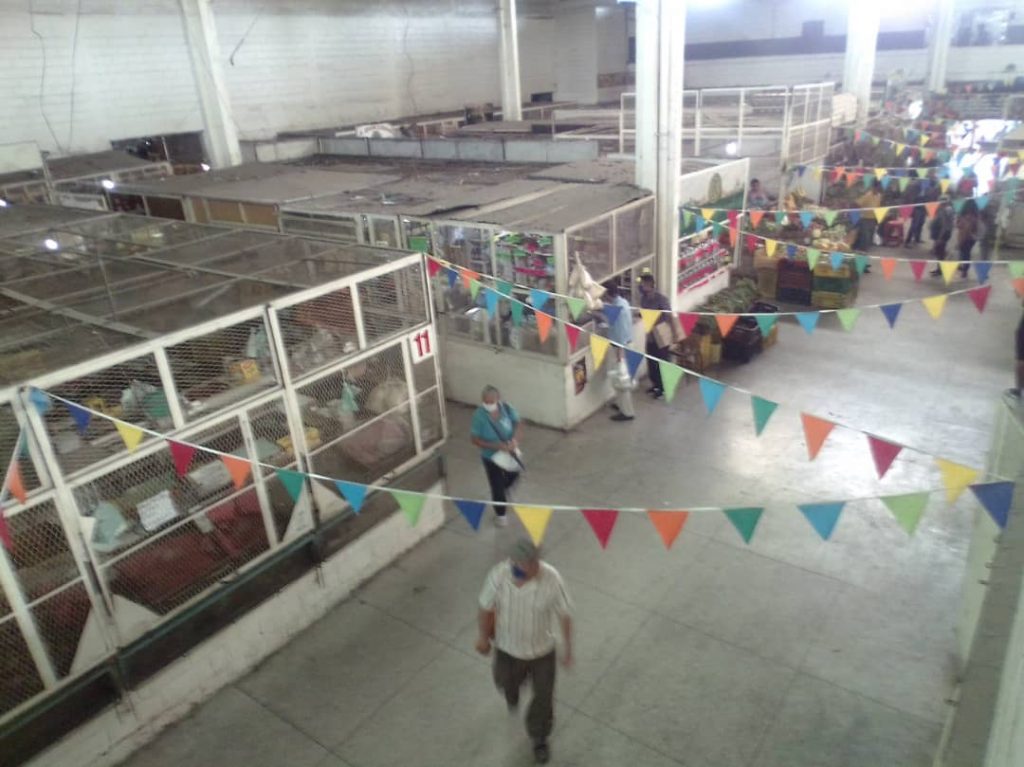 Leve reducción de precios y repunte de compradores en mercados de la Gran Valencia