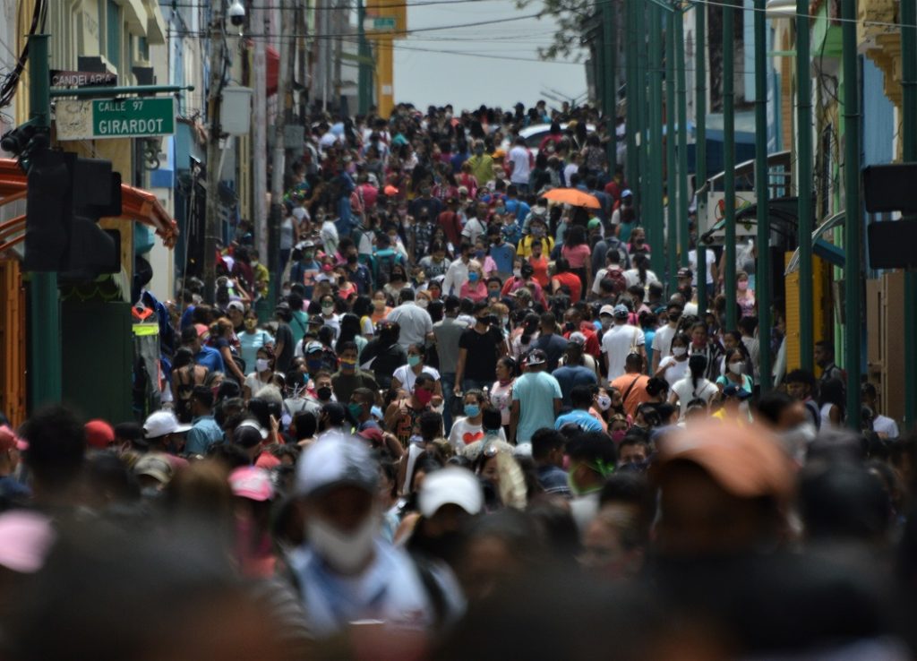 Incumplimiento del distanciamiento social se evidenció en el centro de Valencia