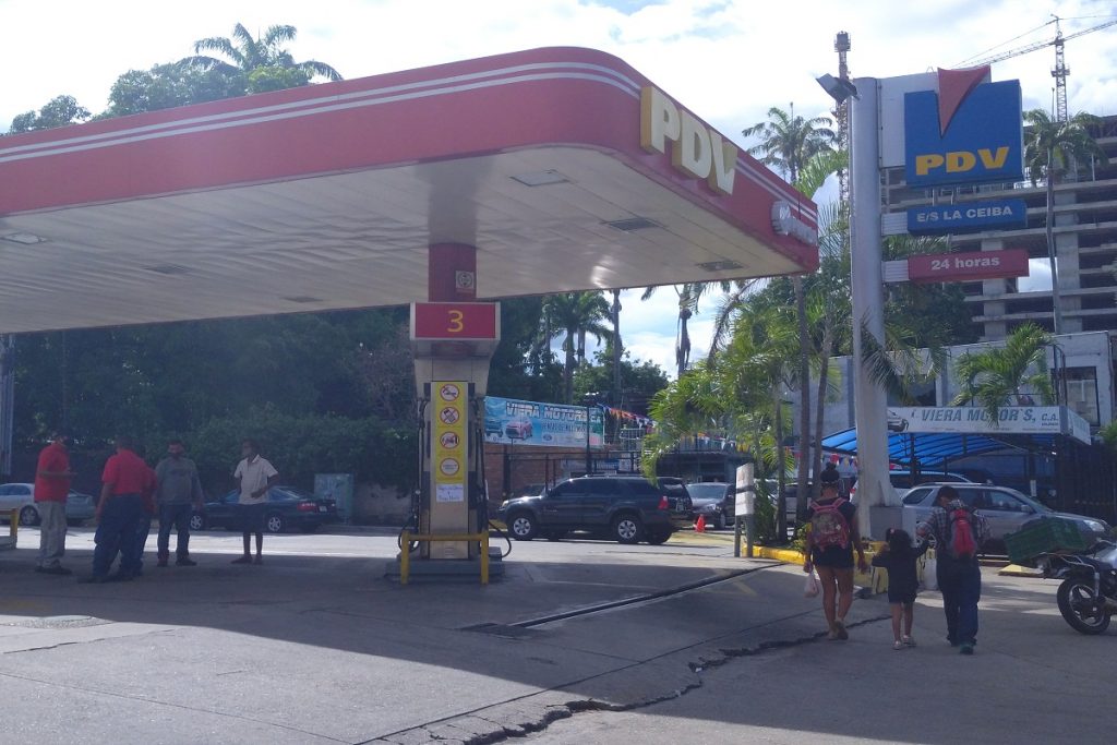 Tomadas 16 estaciones de servicio en Carabobo por funcionarios de la Gobernación
