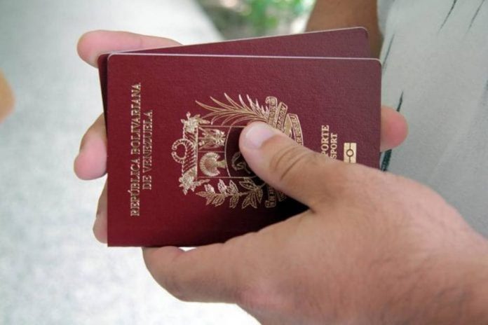 Gobierno de Chile extendió por dos años la vigencia de los pasaportes venezolanos vencidos
