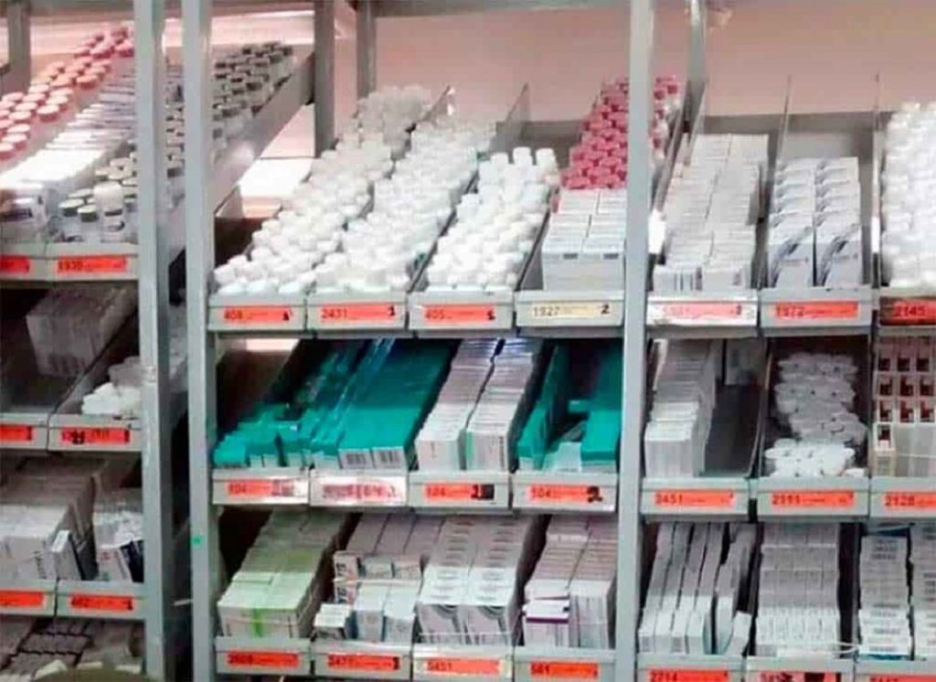 Paciente con COVID-19 requiere colaboración para medicamentos