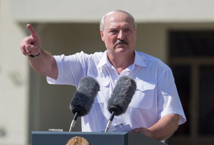 Lukashenko alude a la idea de un referéndum constitucional en Bielorrusia