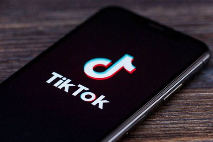TikTok comenzará a restringir videos por edades