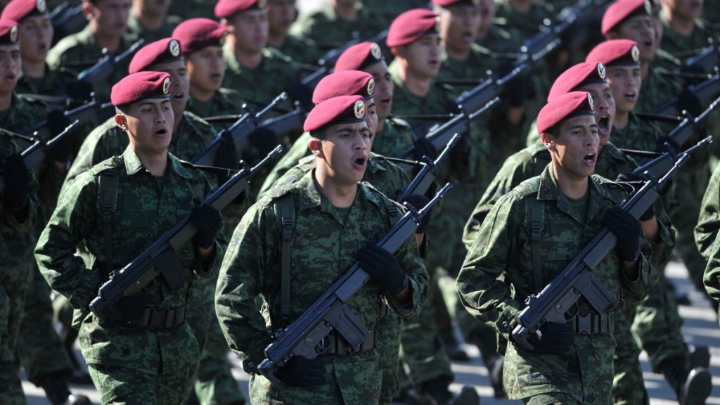 Bachelet alerta sobre el protagonismo de algunas fuerzas armadas en Latinoamérica