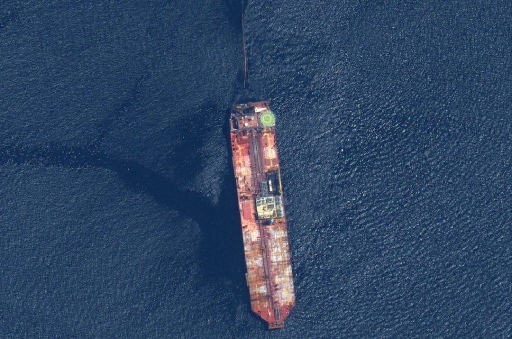 Bloomberg: Venezuela tiene dificultades para vaciar petrolero en riesgo de hundirse