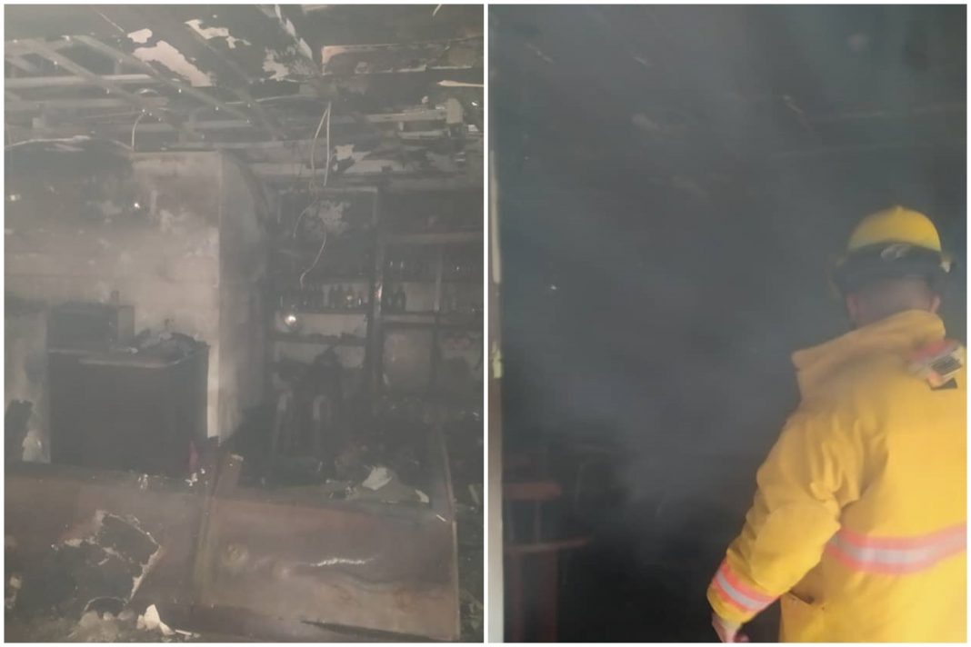 Bomberos UC y de Valencia sofocaron incendio en local del Vía Veneto este martes