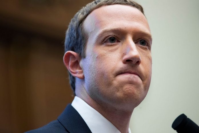 Zuckerberg se compromete con Washington a no comprar una empresa de realidad virtual