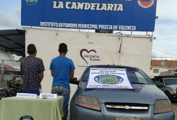 Detenidos dos presuntos traficantes en la parroquia Candelaria de Valencia
