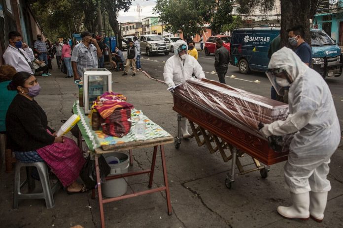 Pandemia de COVID-19 acumula un millón 201 mil 450 fallecimientos globales