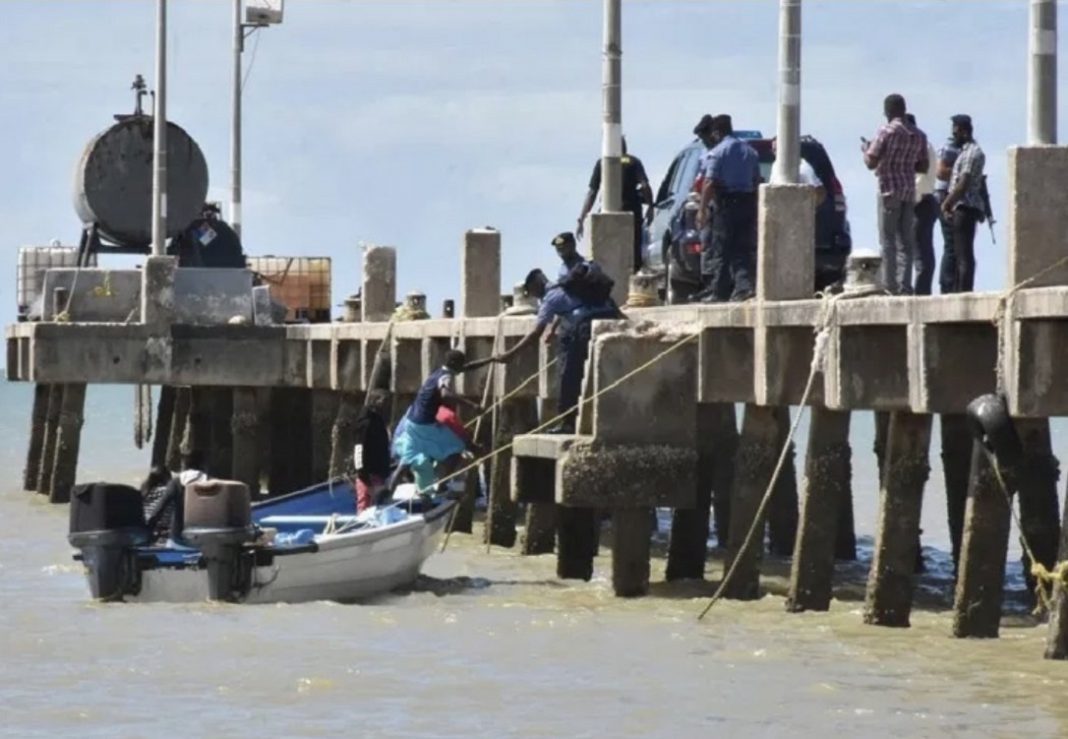 16 menores de edad venezolanos sin sus padres deportó Trinidad y Tobago