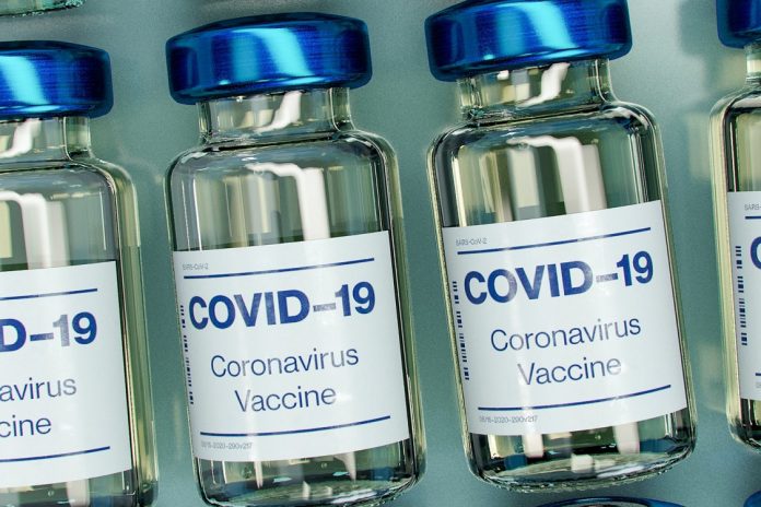 Pfizer y Moderna, dos vacunas de un nuevo tipo contra el COVID-19