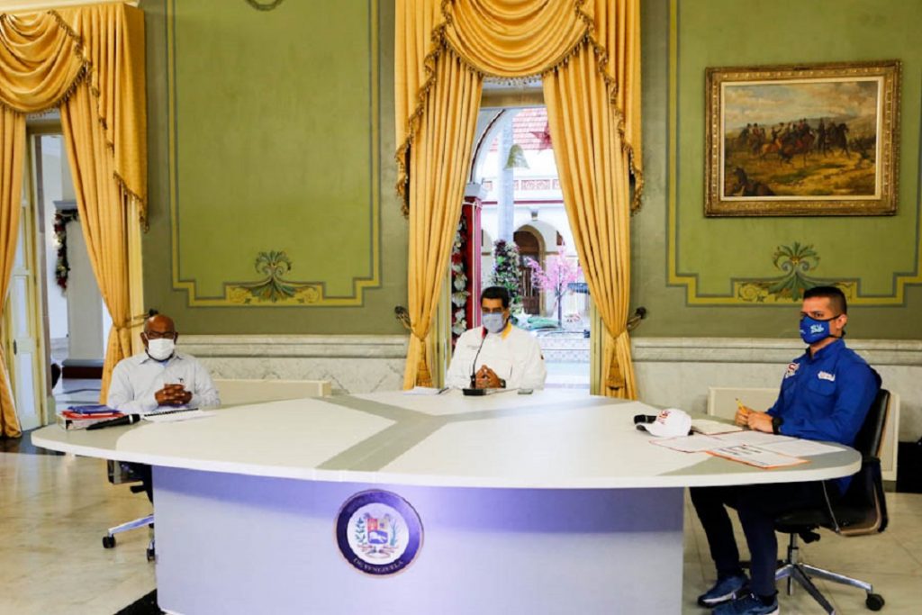 Maduro dice que los ensayos de la vacuna rusa en Venezuela van "muy bien"