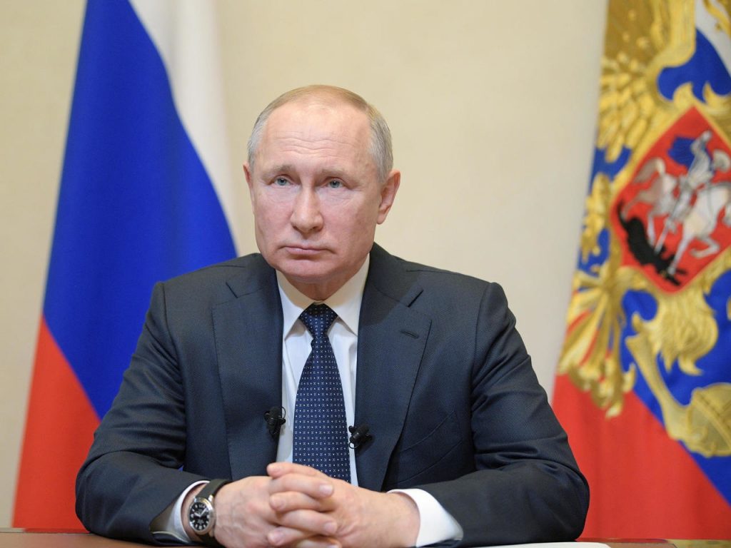 Diputados rusos autorizan a Putin a presentarse a dos mandatos más