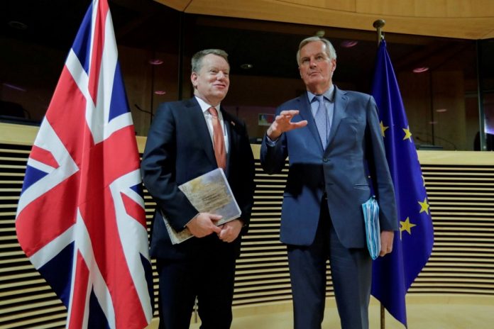 Pesimismo en la UE y el Reino Unido de cara a un acuerdo posbrexit, que se sigue negociando