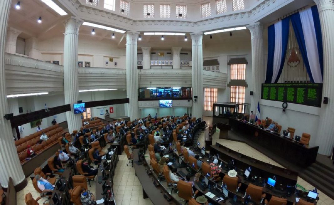 Tildan nueva ley nicaragüense que veta candidaturas como chiste de mal gusto