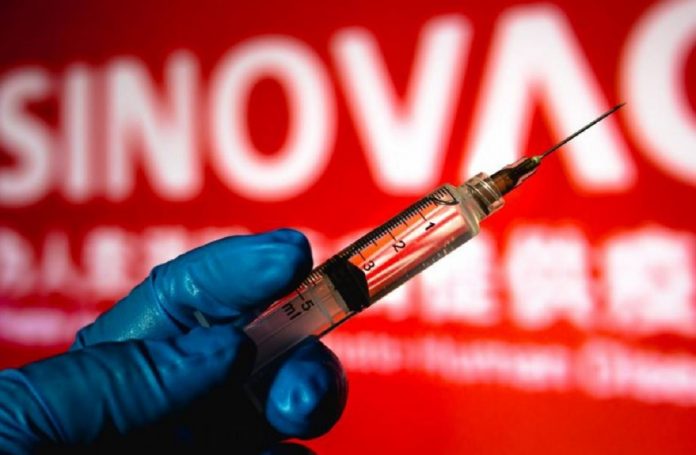 Laboratorio chino Sinovac obtiene $515 millones para su vacuna anti-COVID