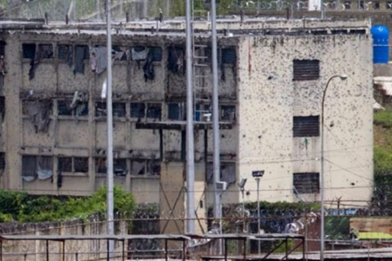 presos Con traslado de 57 reclusos culminó motín en el Penal de Tocuyito