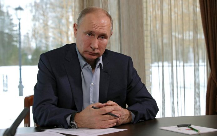 Putin dice que palacio que Navalni le adjudica 