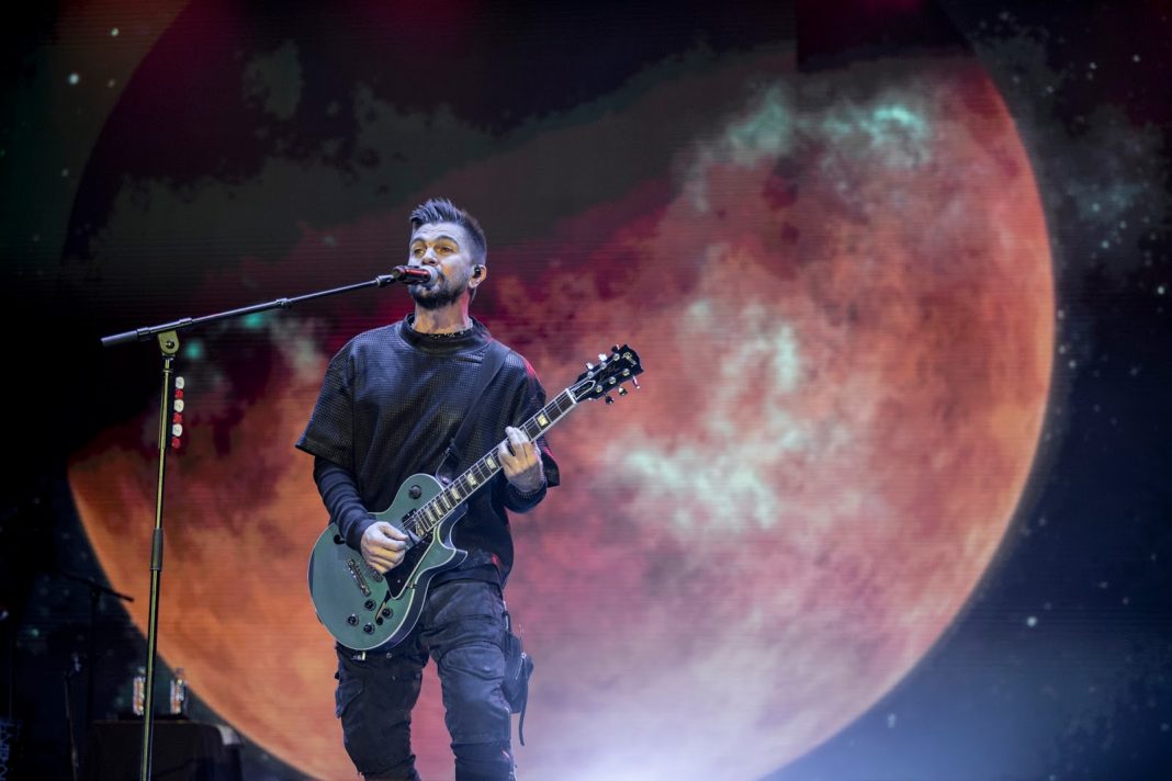 Resultado de imagen de Juanes se une al evento del aterrizaje en Marte de la NASA