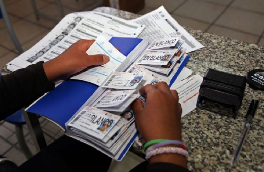 Ecuador recontará 45% o seis millones de los sufragios de la elección presidencial