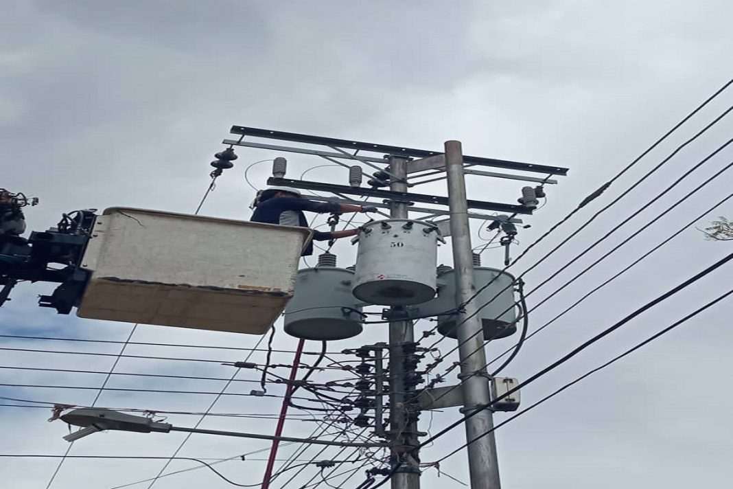 La estatal eléctrica informó, a través de su cuenta en la red social Instagram, que la paralización del servicio para acometer los trabajos será entre las 11:00 a.m. y las 3:00 p.m.