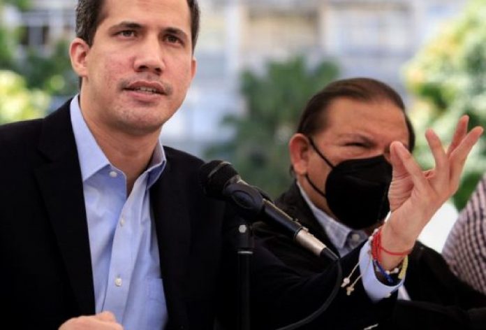 Guaidó condena que Argentina retirara la demanda contra Venezuela ante la CPI