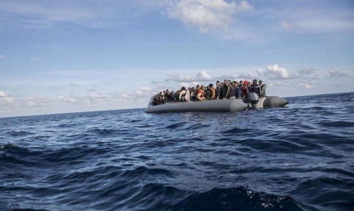 Muertas 14 personas al naufragar 2 botes precarios frente a la costa de Túnez