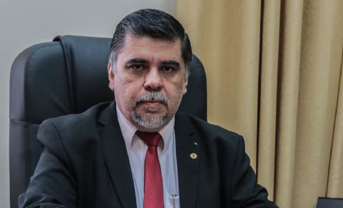 Presidente paraguayo designa nuevo ministro de Salud tras crisis y protestas