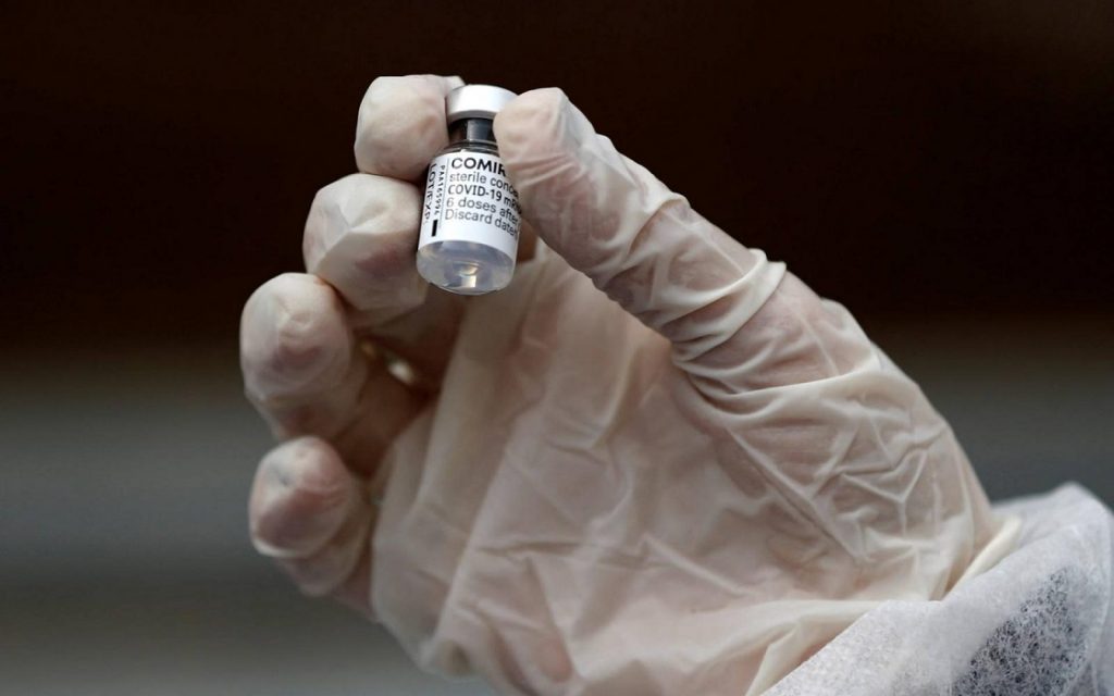 China autoriza ensayos clínicos de vacuna contra el coronavirus que se inhala