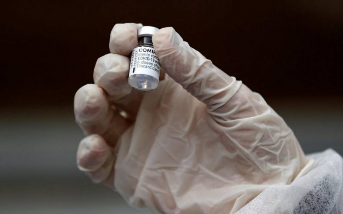China autoriza ensayos clínicos de vacuna contra el coronavirus que se inhala