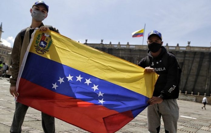Colombia prevé regular desde este lunes a cerca de un millón de migrantes venezolanos