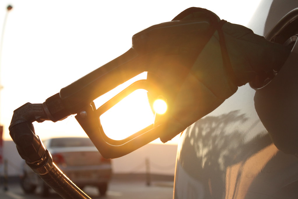 Gobierno anunció aumento del precio de la gasolina subvencionada un 1.900%
